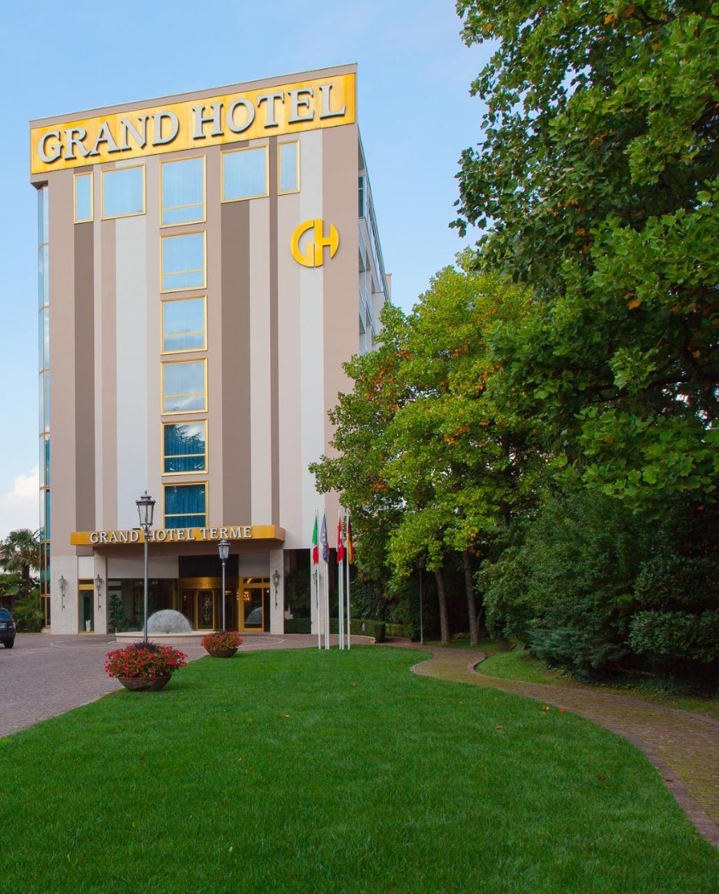Grand Hotel Terme & Spa Montegrotto Terme Bagian luar foto